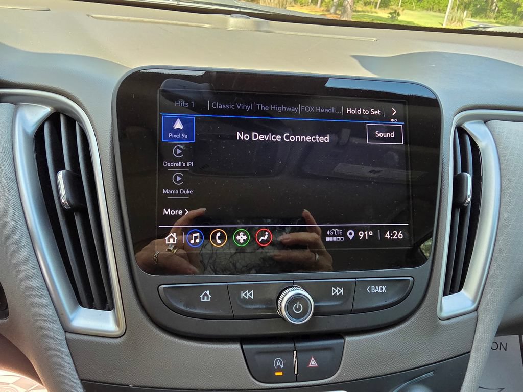 Used 2025 Chevrolet Malibu LT FWD image 27
