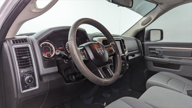 Used 2019 RAM 1500 Classic SLT image 23