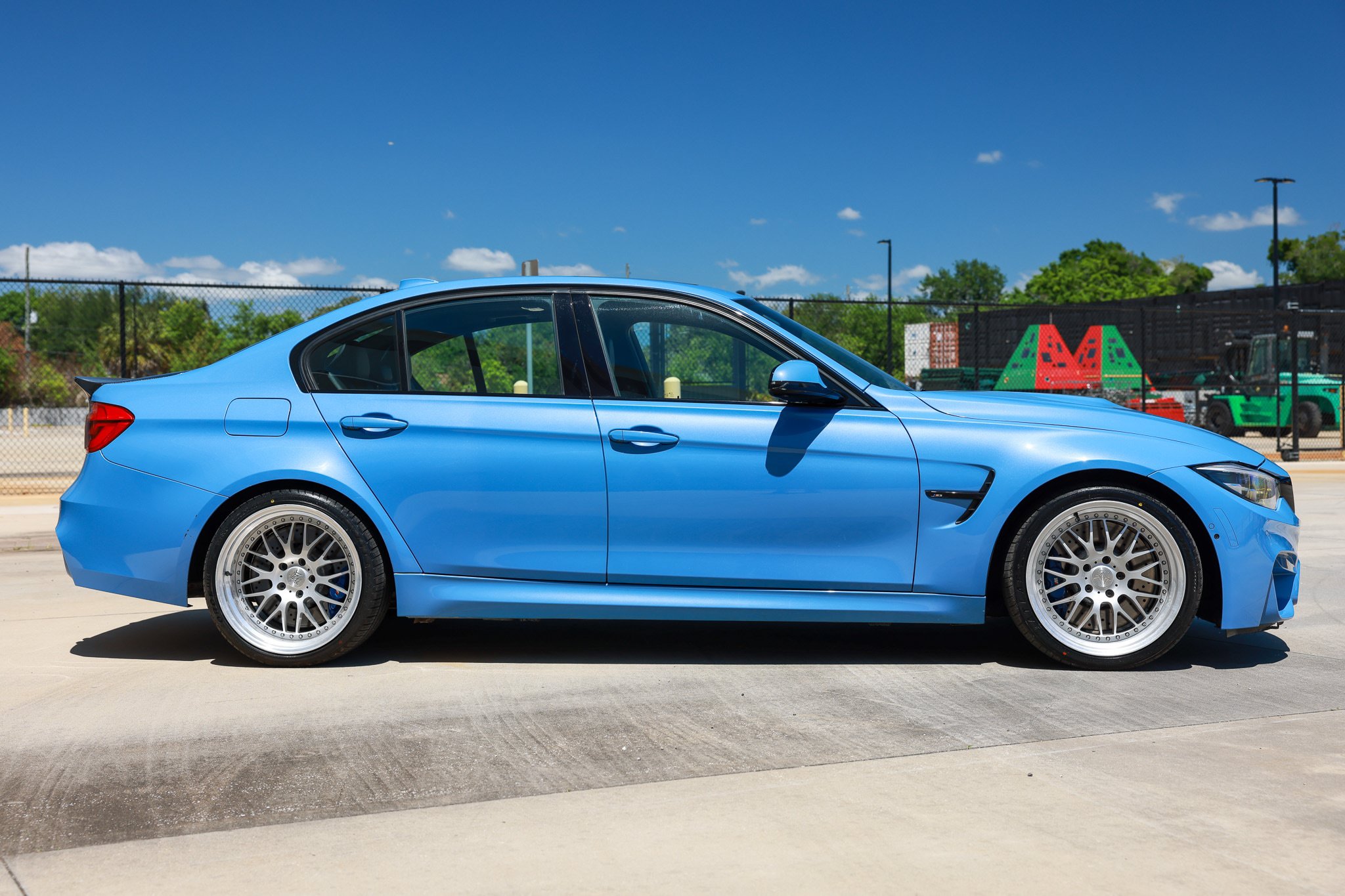 Used 2018 BMW M3 RWD image 17