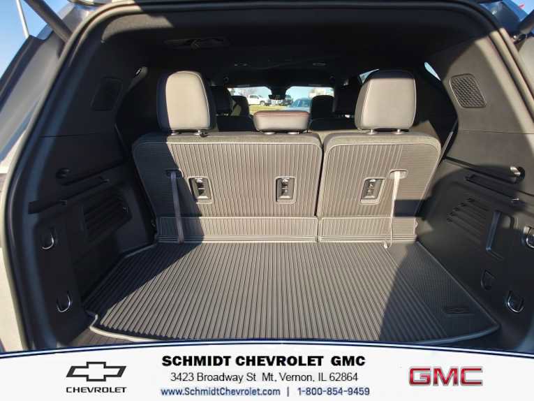 New 2026 Chevrolet Traverse Z71 w/ Enhanced Driving Package AWD/4WD image 9