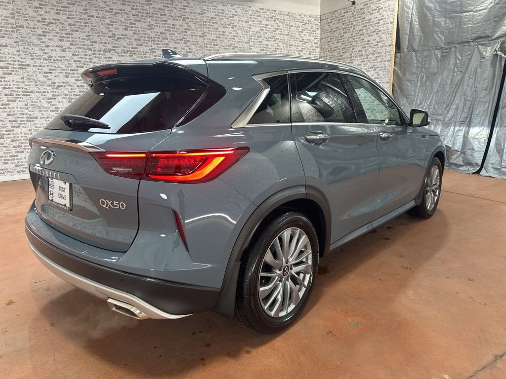 Used 2025 INFINITI QX50 Luxe image 7