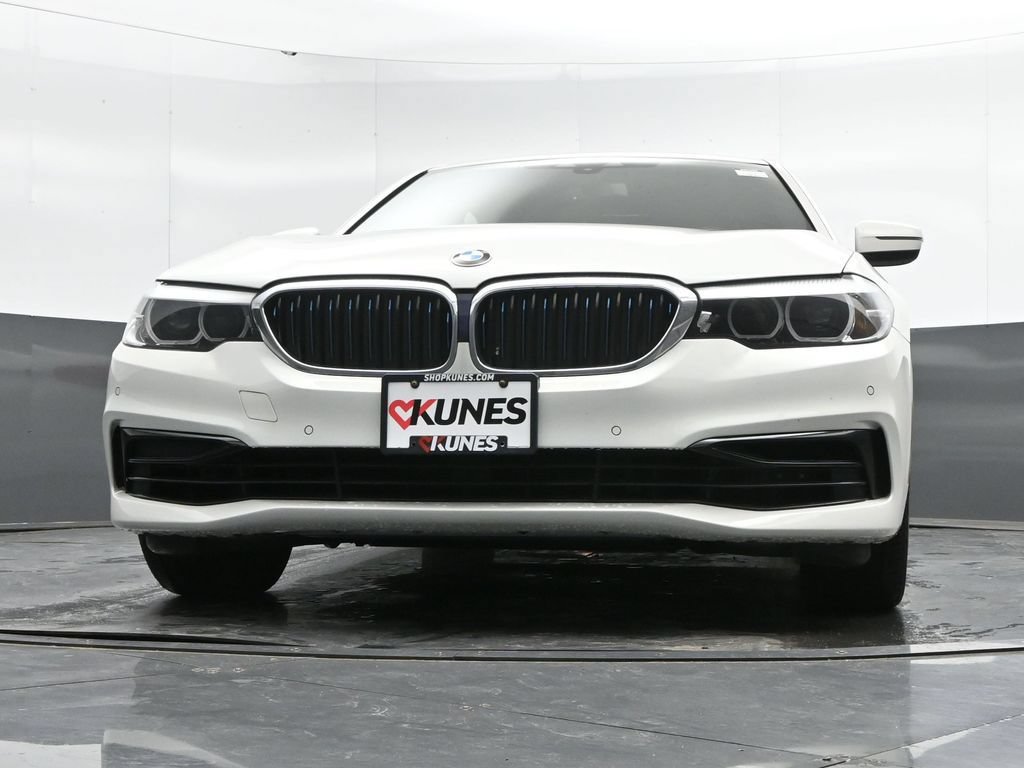 Used 2019 BMW 530e xDrive w/ Convenience Package AWD/4WD image 45