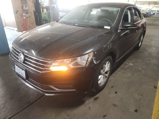 Used 2017 Volkswagen Passat 1.8T S image 5