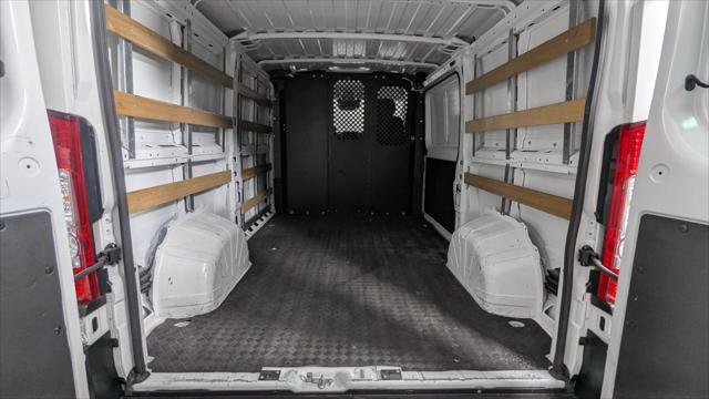 Used 2025 RAM ProMaster 2500 w/ U-Haul Equipment Group FWD image 16