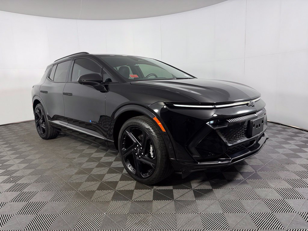 Used 2024 Chevrolet Equinox EV RS FWD image 5