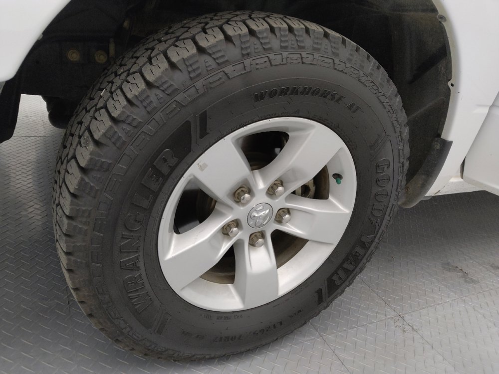 Used 2023 RAM 1500 Classic SLT w/ Electronics Group image 31