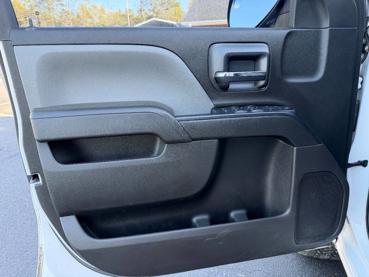 Used 2017 Chevrolet Silverado 1500 Custom w/ Custom Convenience Package image 11