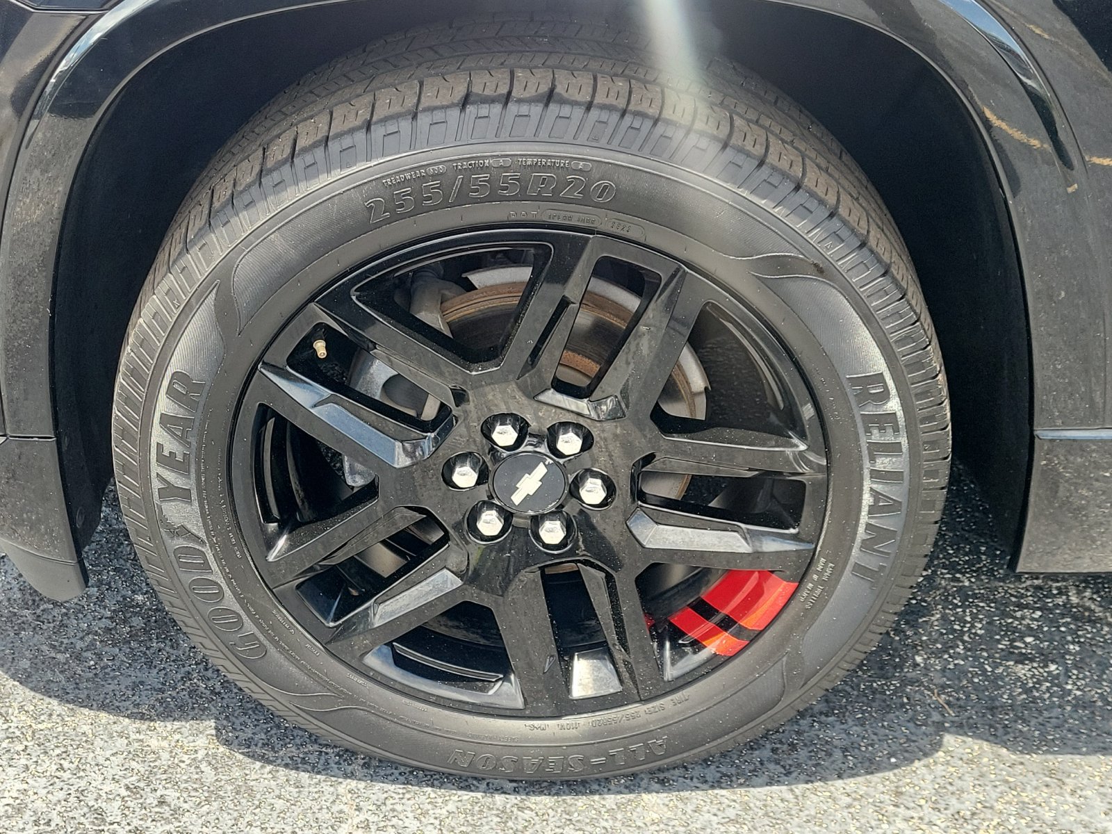 Used 2019 Chevrolet Traverse Premier w/ Redline Edition FWD image 9