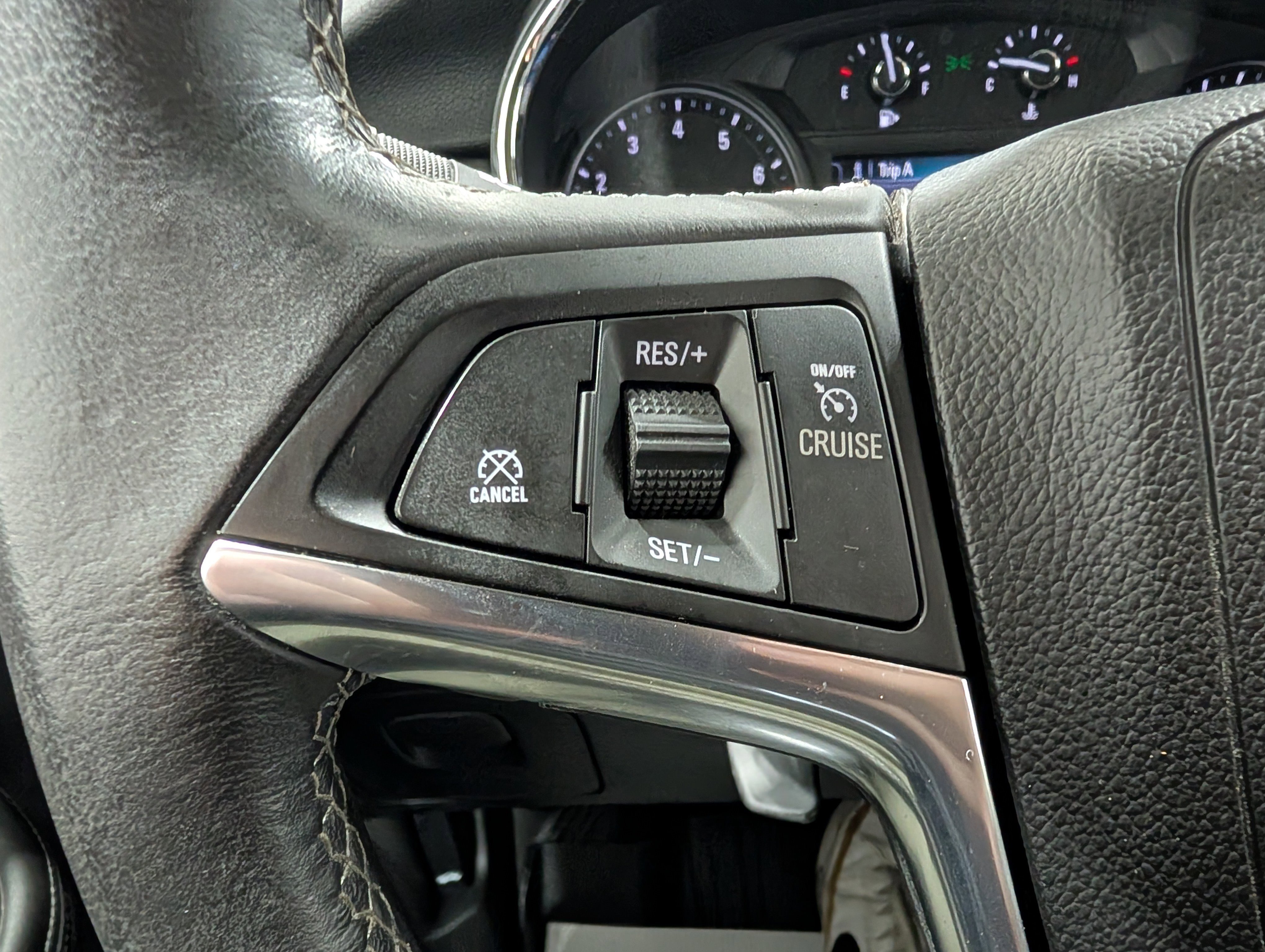 Used 2022 Buick Encore Preferred w/ Safety Package image 18