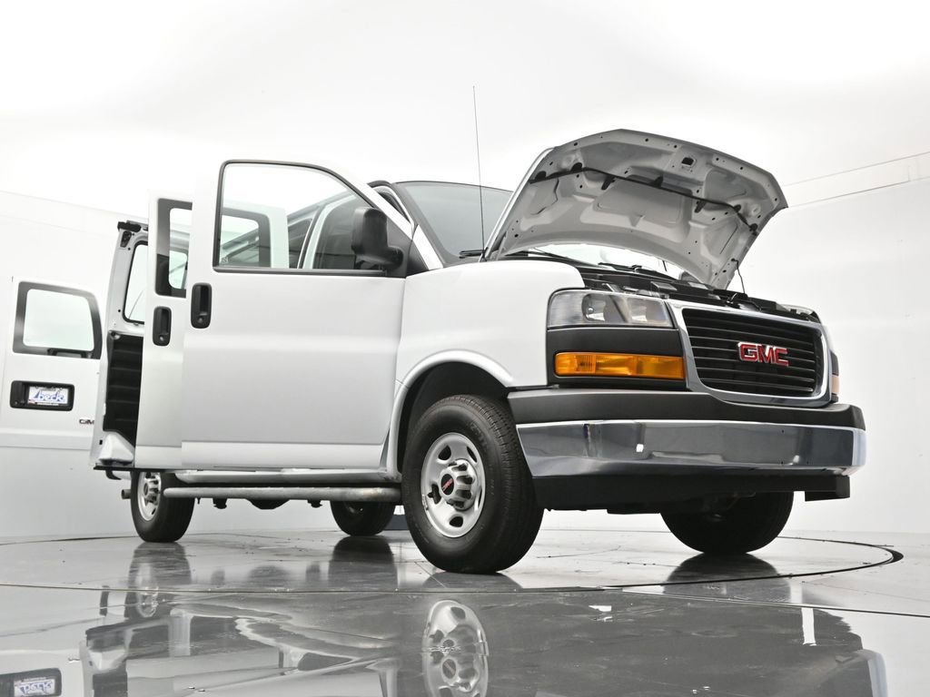 Used 2024 GMC Savana 2500 w/ Driver Convenience Package image 45