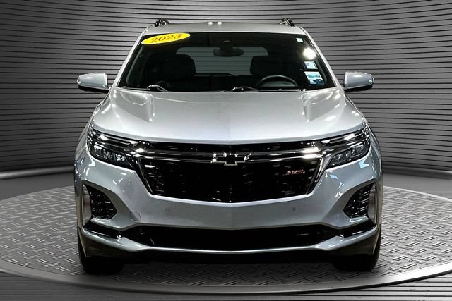 Used 2023 Chevrolet Equinox RS FWD image 2