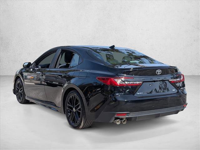 Used 2025 Toyota Camry SE image 8