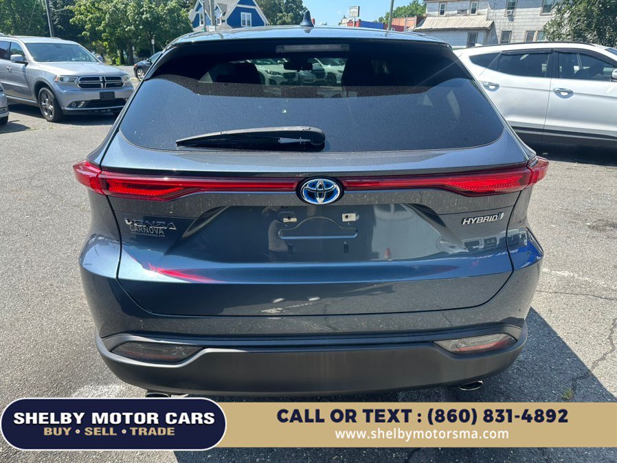 Used 2022 Toyota Venza LE AWD/4WD image 6