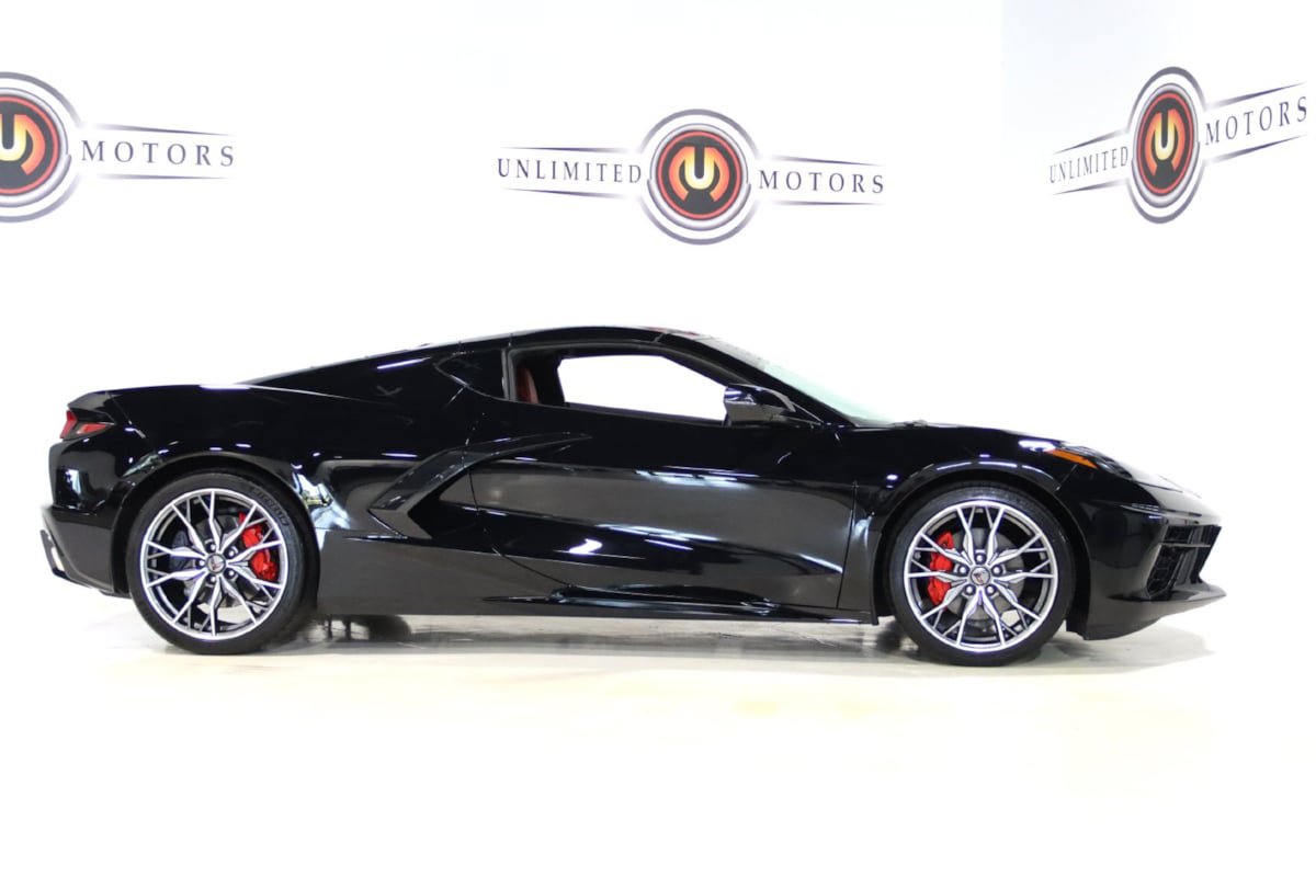 Used 2024 Chevrolet Corvette Stingray Preferred Cpe w/ 2LT RWD image 6