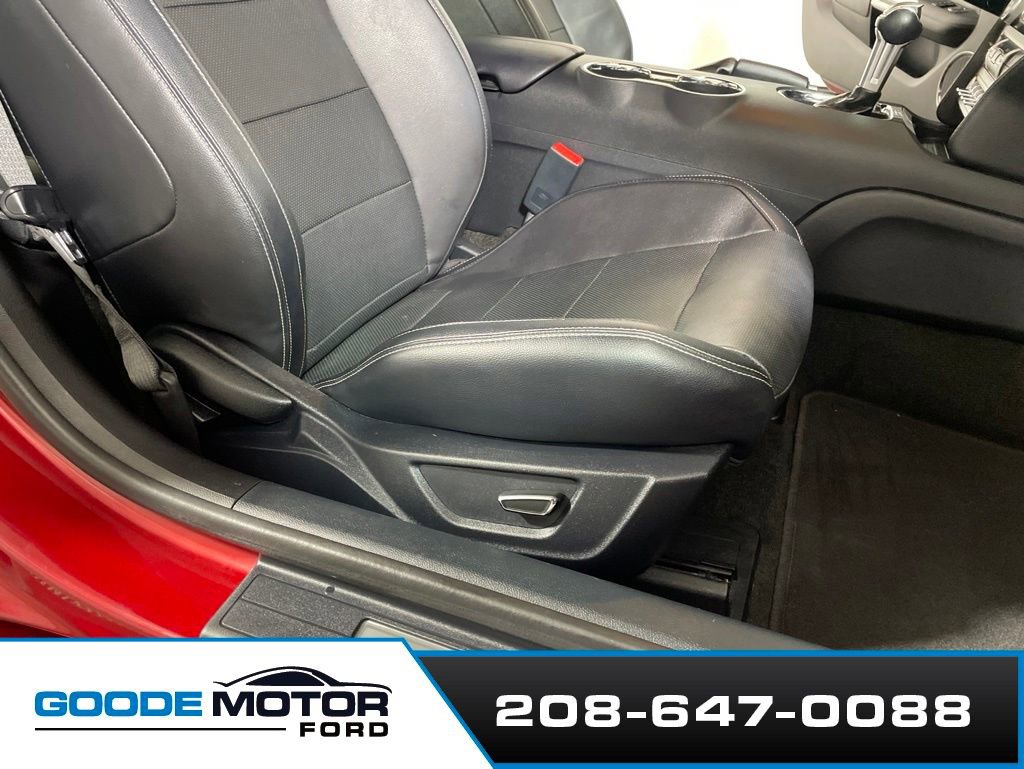 Used 2015 Ford Mustang GT Premium w/ Equipment Group 401A RWD image 22