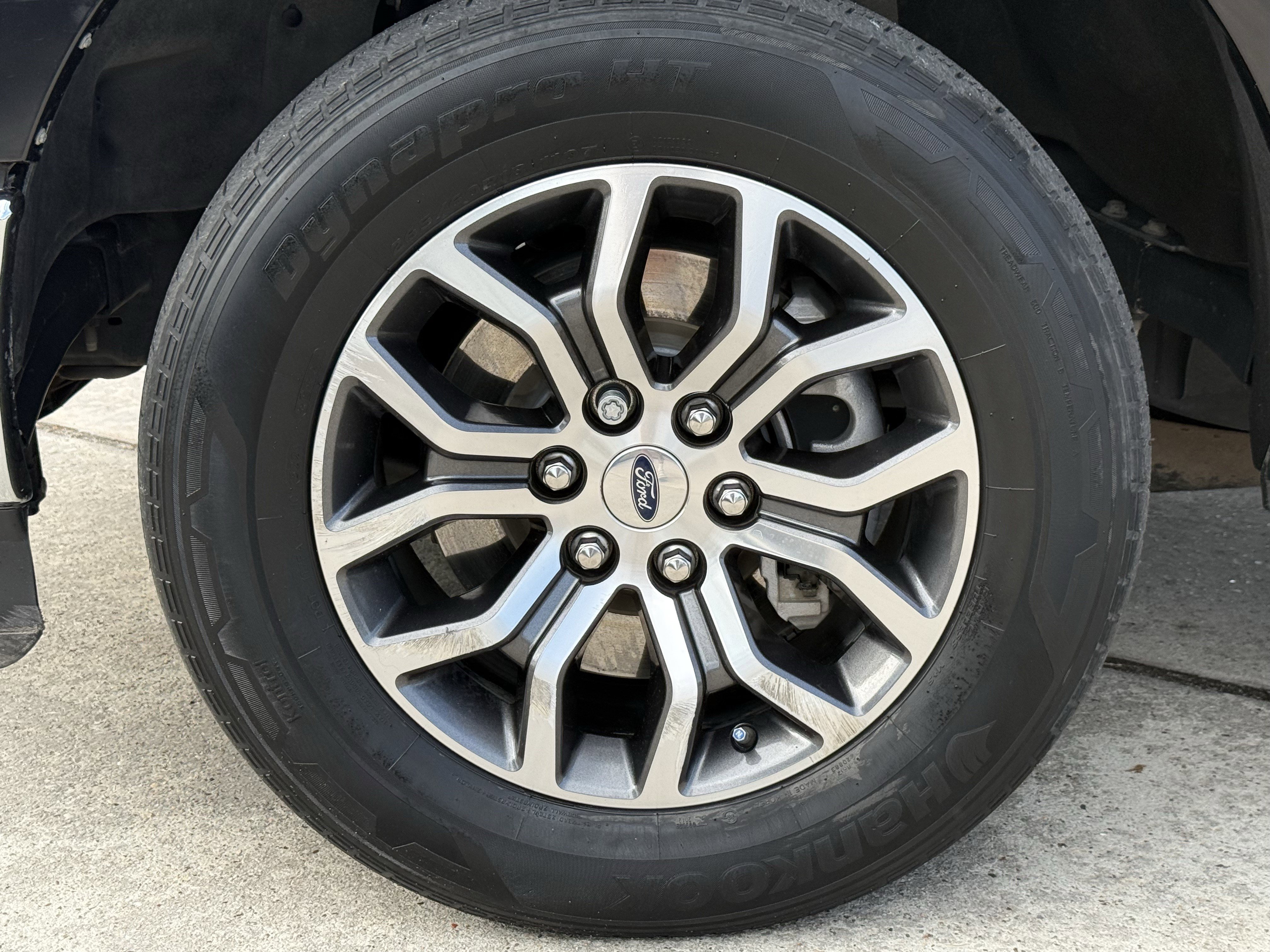 Used 2022 Ford F150 Lariat RWD image 12