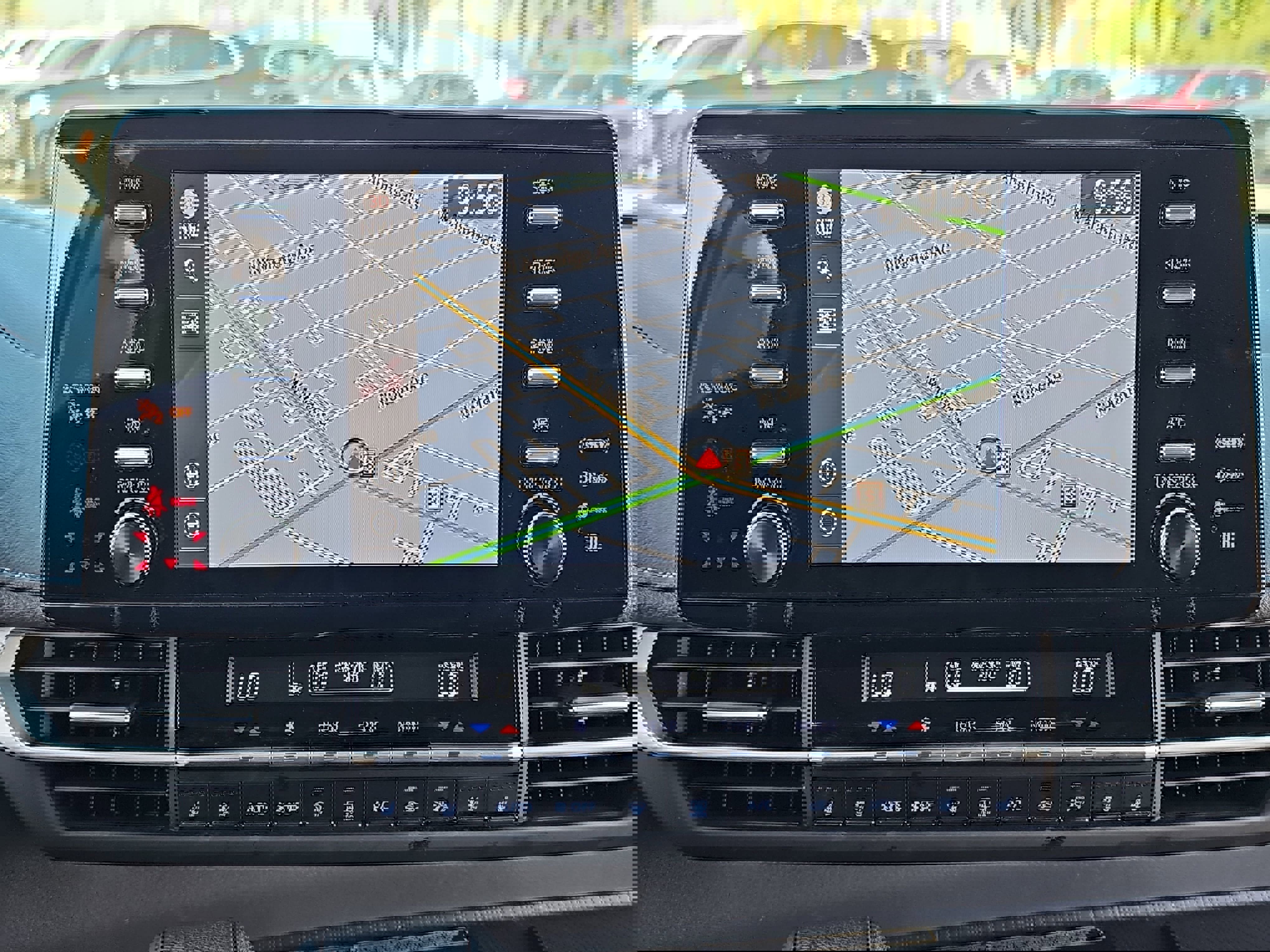 Used 2023 Toyota Sienna XSE image 23