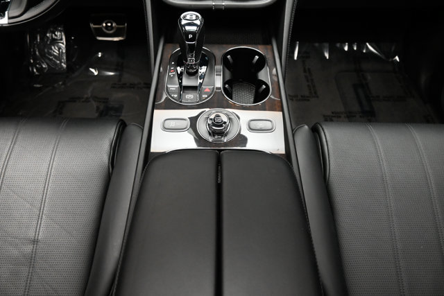 Used 2019 Bentley Bentayga AWD/4WD image 9