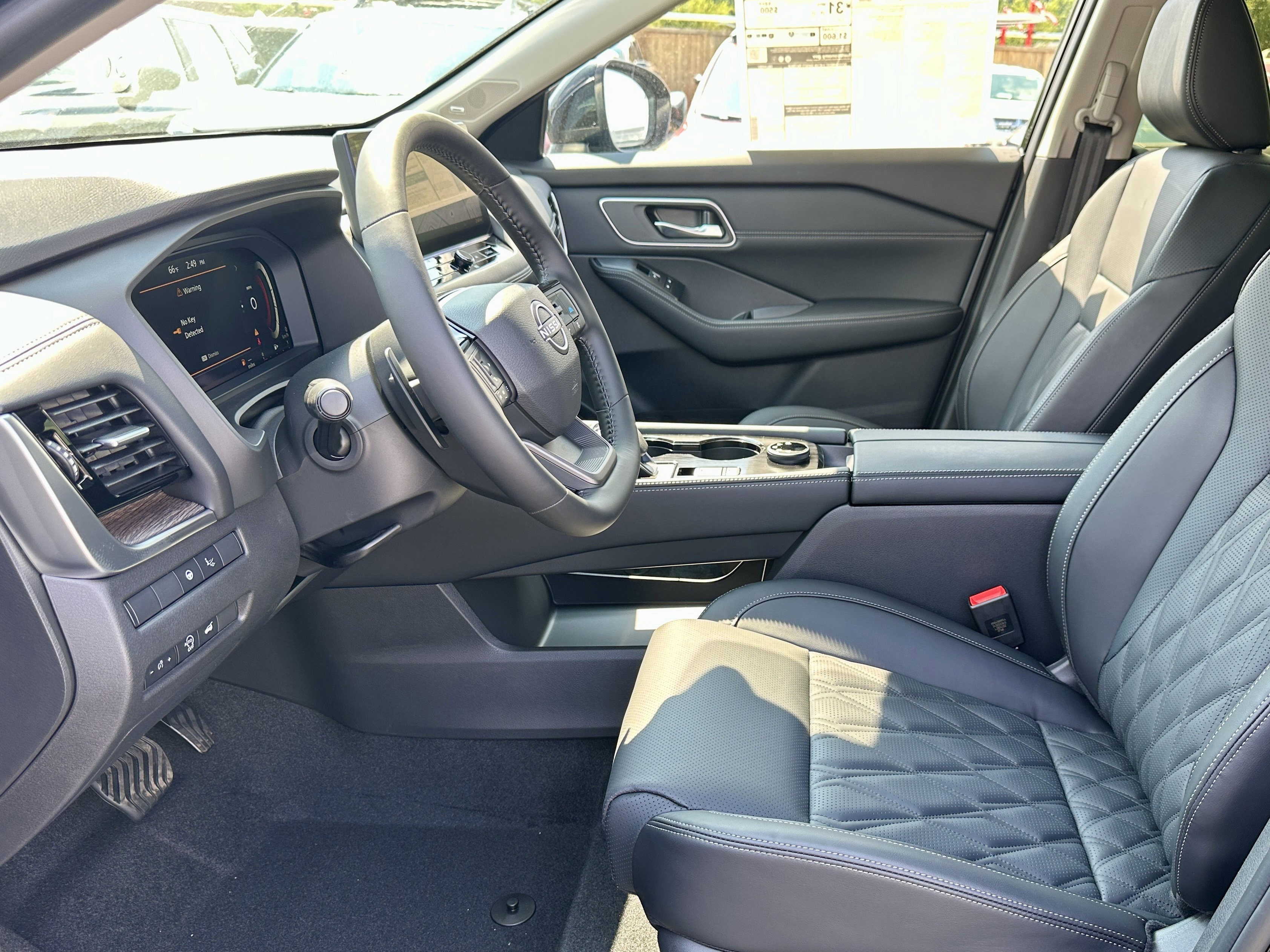 New 2026 Nissan Rogue Platinum w/ Platinum Premium Package AWD/4WD image 27