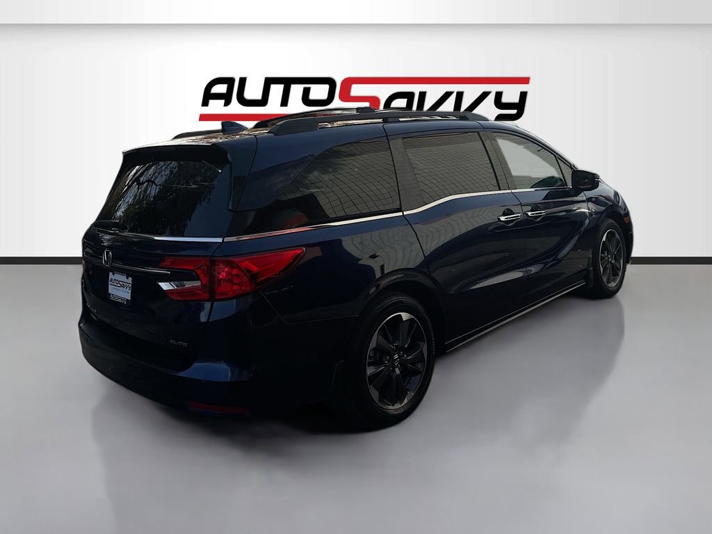 Used 2023 Honda Odyssey Elite image 7