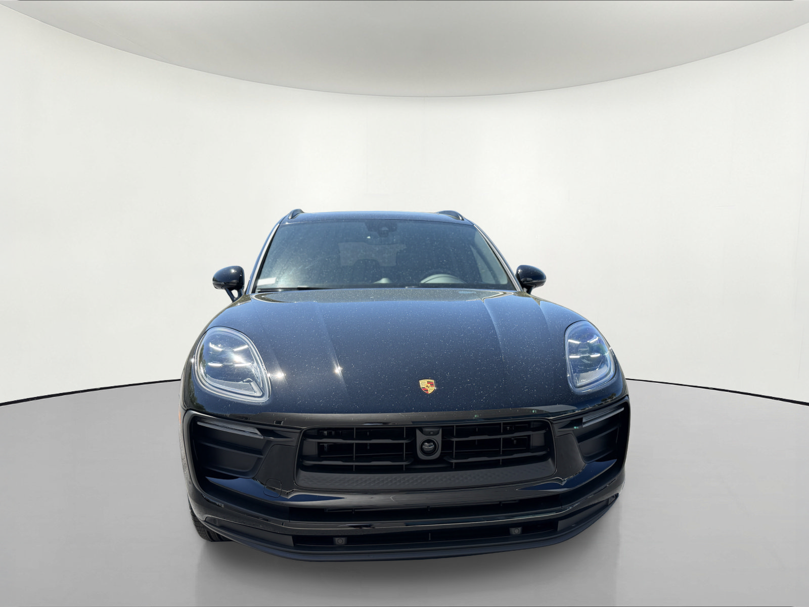 New 2026 Porsche Macan AWD/4WD image 9