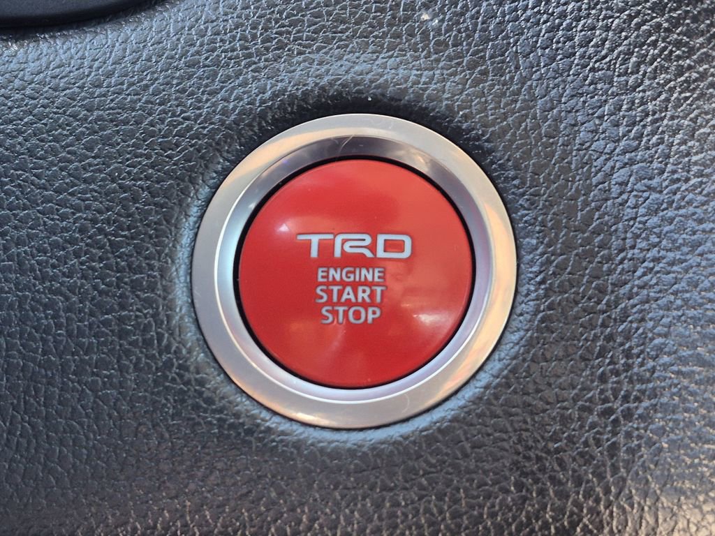 Used 2022 Toyota Tundra Limited w/ TRD Off-Road Package image 28