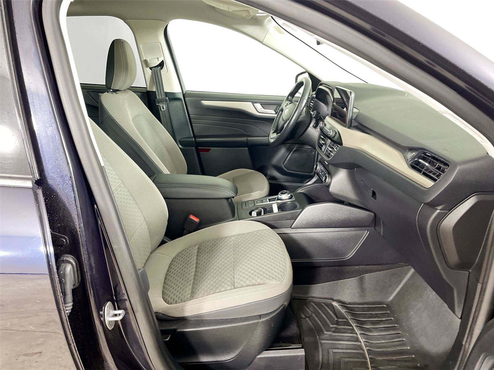 Used 2021 Ford Escape SE w/ Convenience Package AWD/4WD image 26