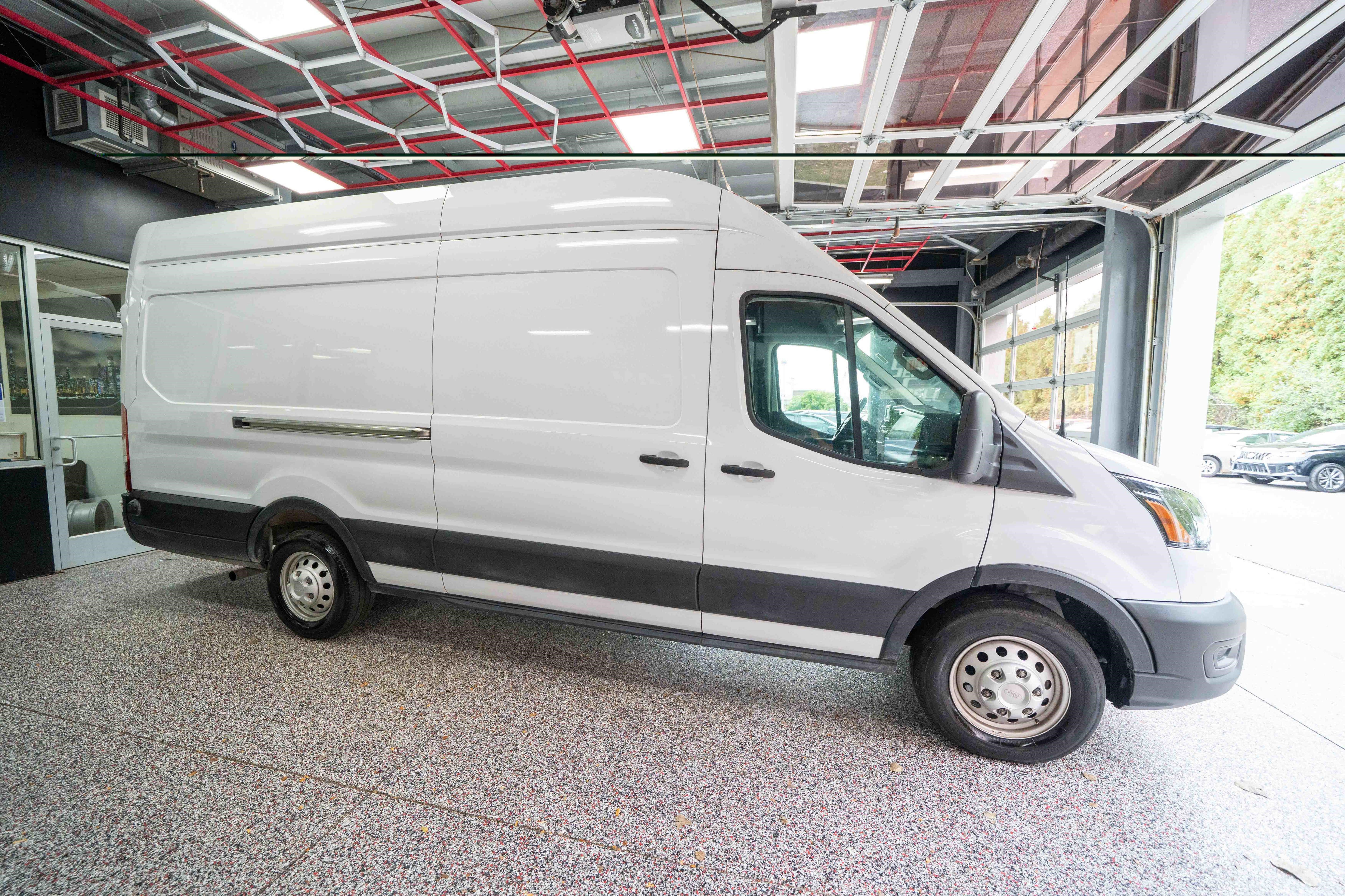 Used 2025 Ford Transit 250 148 High Roof Extended AWD w/ Load Area Protection Package image 5