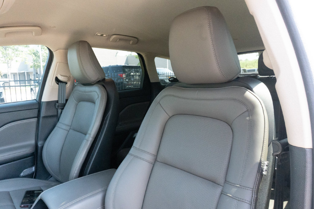 Used 2025 Lincoln Corsair Reserve FWD image 20