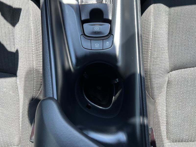 Used 2018 Toyota C-HR XLE FWD image 17