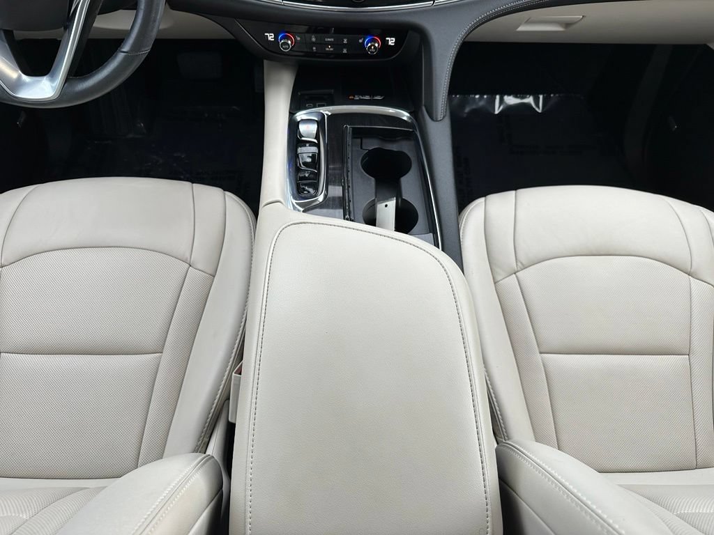 Used 2023 Buick Enclave Essence w/ Experience Buick Package FWD image 22