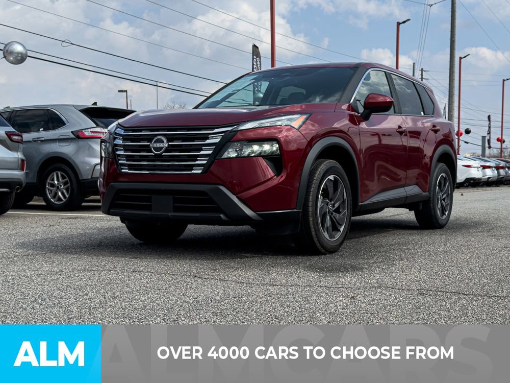 Used 2025 Nissan Rogue SV image 2