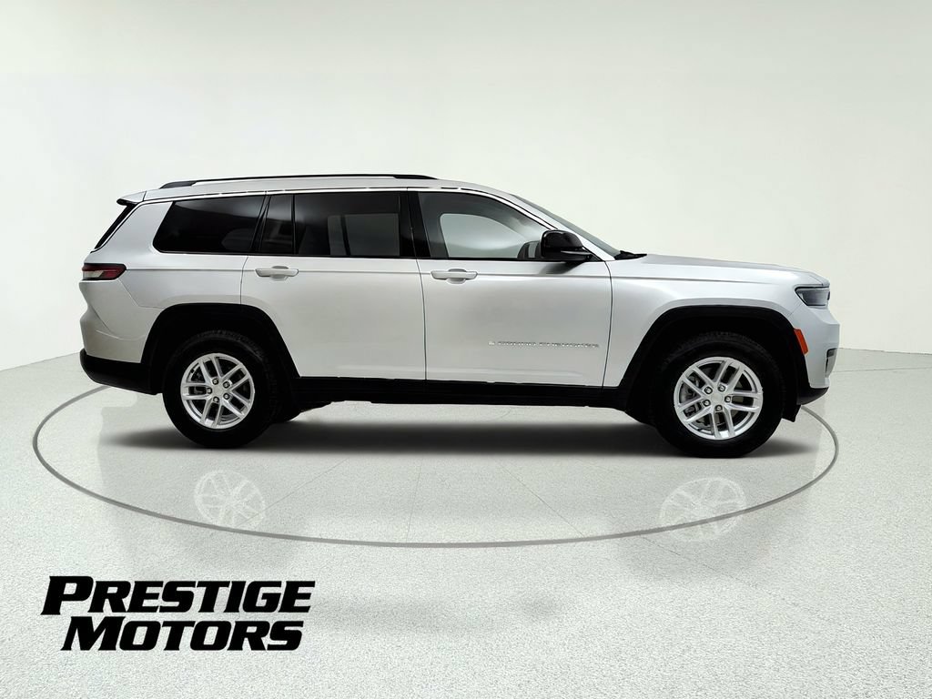 Used 2023 Jeep Grand Cherokee L Laredo w/ Luxury Tech Group I AWD/4WD image 9