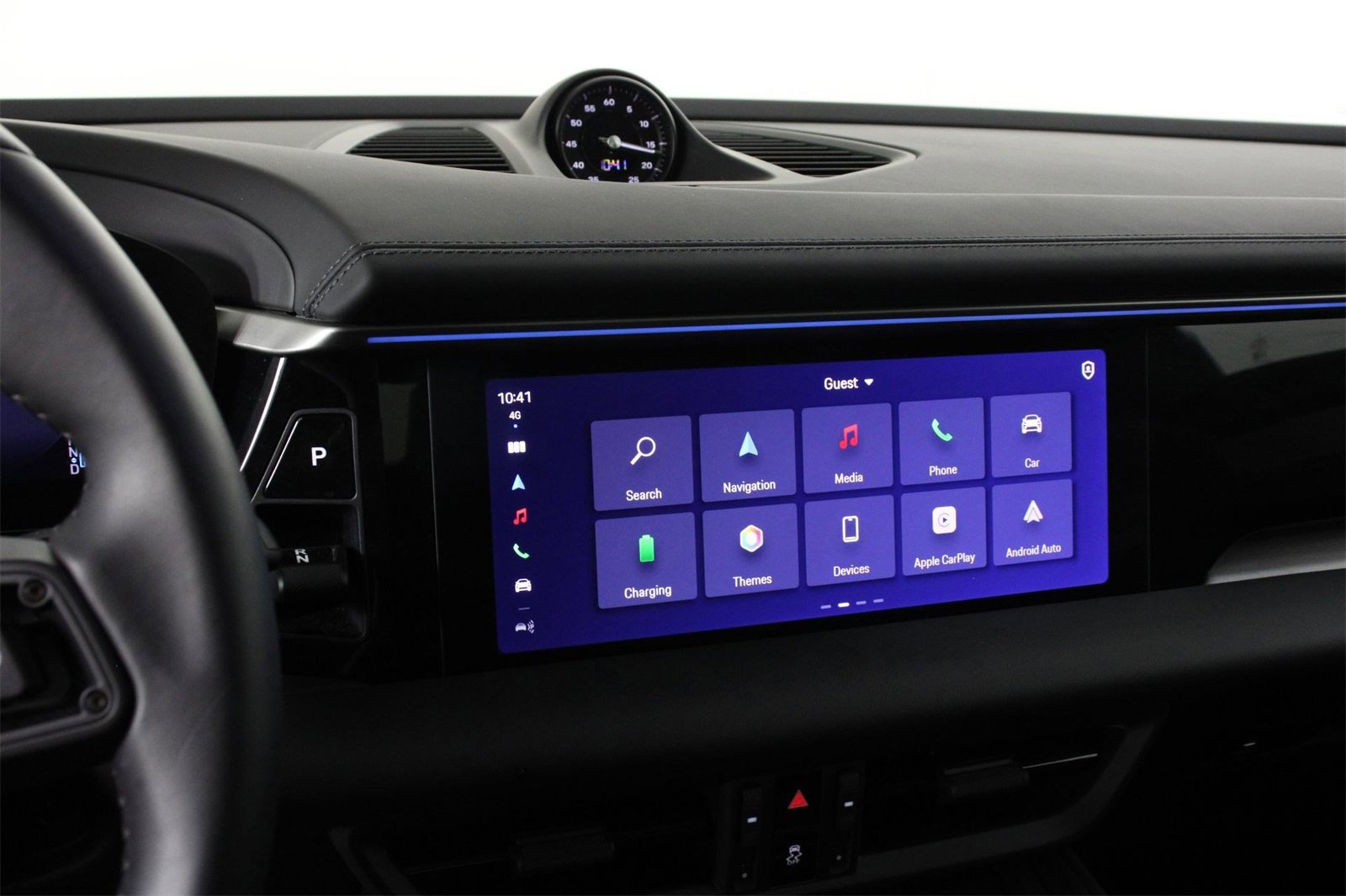 Used 2025 Porsche Macan Electric image 13