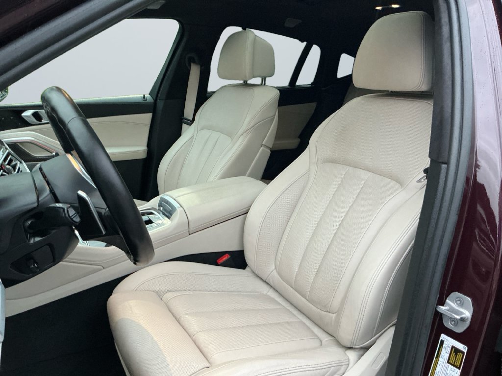 Used 2021 BMW X6 M50i w/ Executive Package AWD/4WD image 10