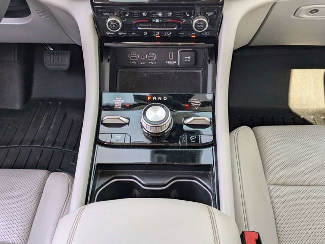 Used 2023 Jeep Grand Cherokee Overland w/ Luxury Tech Group IV image 19