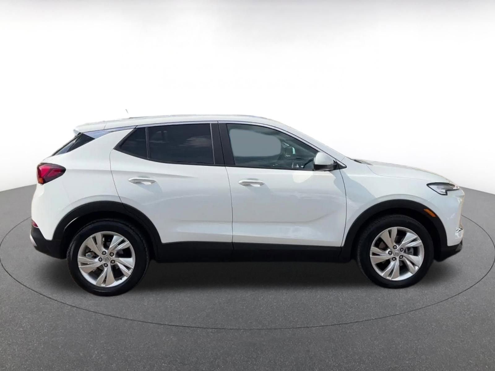 Used 2025 Buick Encore GX Preferred FWD image 16