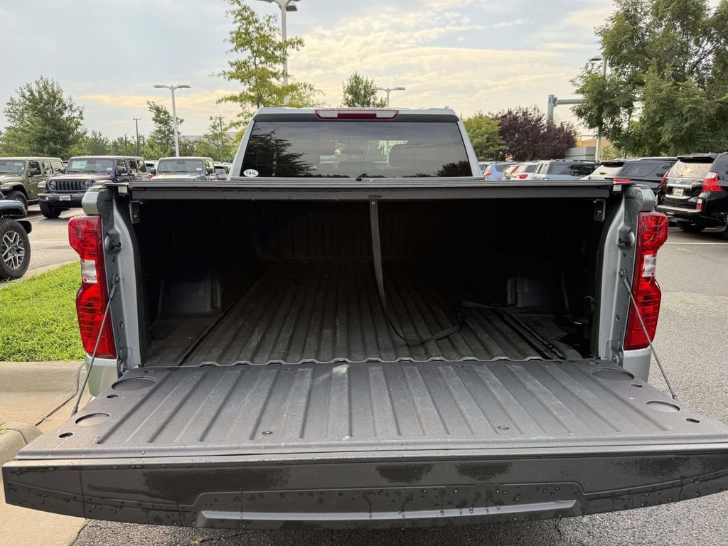Used 2025 Chevrolet Silverado 1500 Custom w/ LPO, Dark Essentials Package AWD/4WD image 33