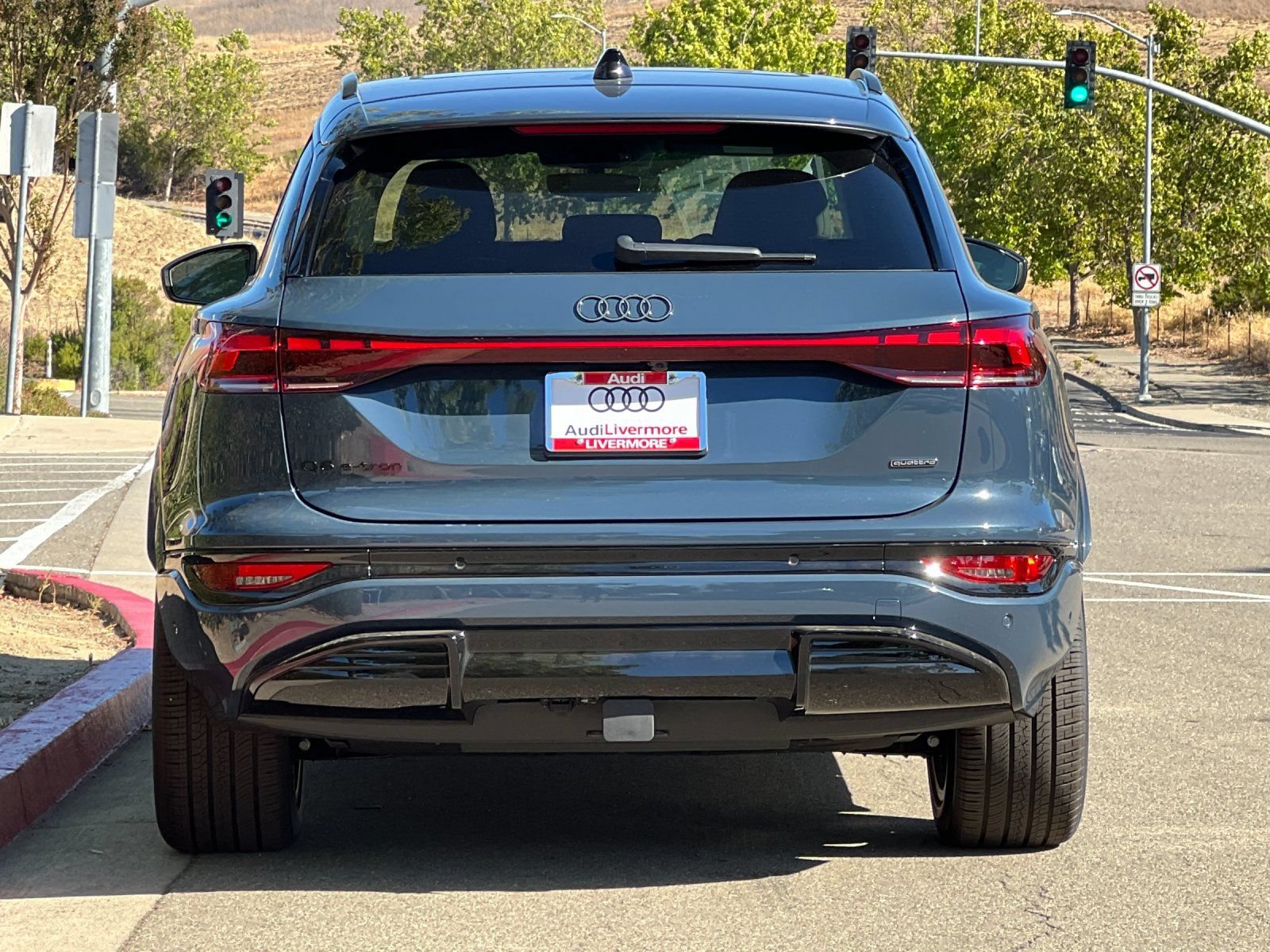 New 2027 Audi Q6 e-tron Premium Plus AWD/4WD image 5