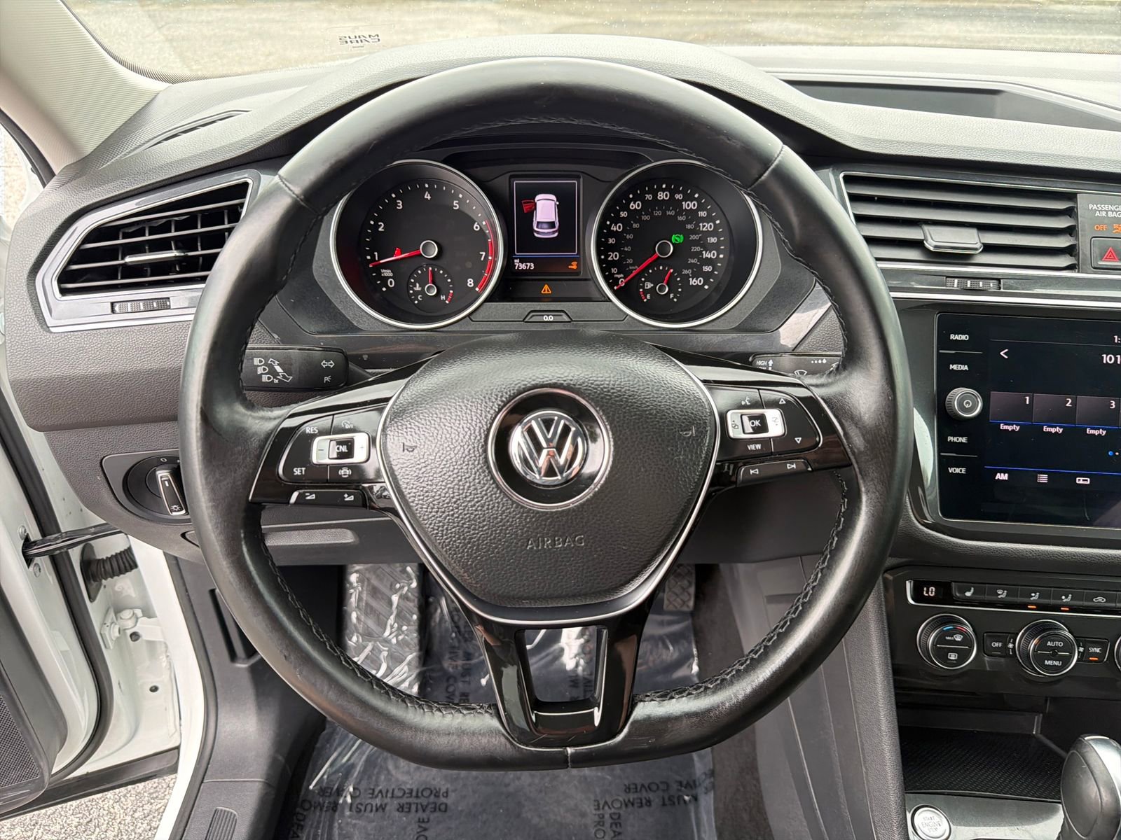 Used 2019 Volkswagen Tiguan SE image 13