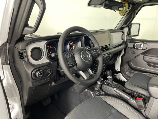 New 2025 Jeep Gladiator Sport AWD/4WD image 2