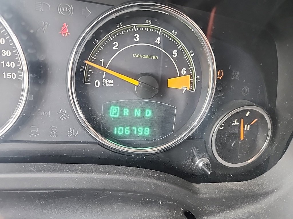 Used 2016 Jeep Compass Sport image 5