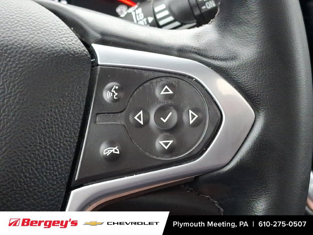 Used 2023 Chevrolet Traverse Premier FWD image 27