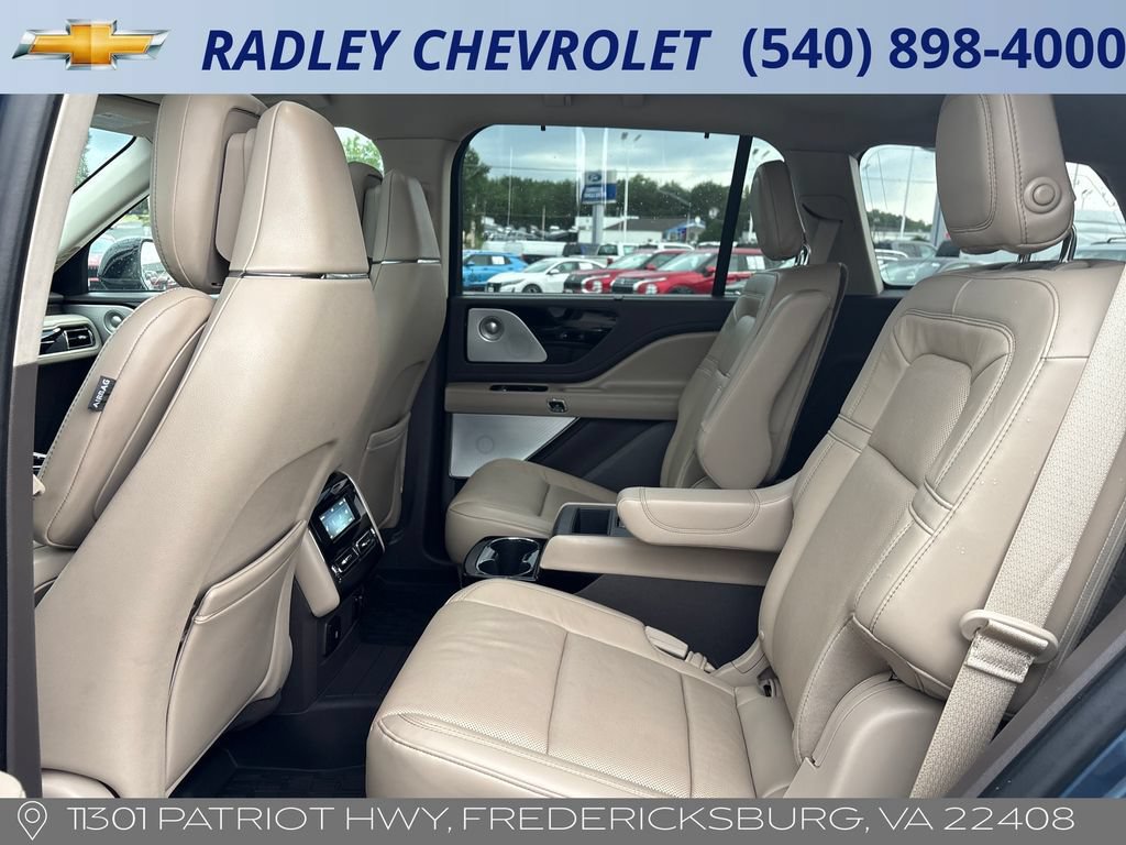 Used 2020 Lincoln Aviator Grand Touring w/ Equipment Group 302A AWD/4WD image 12