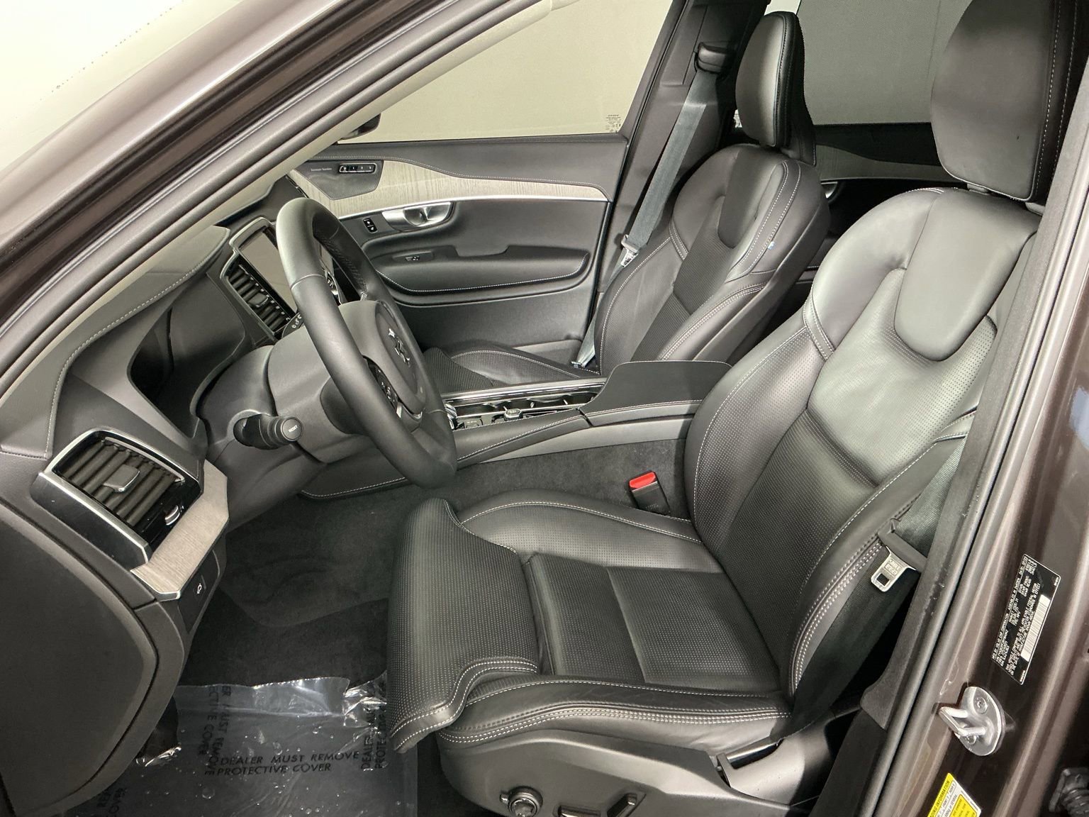 Used 2024 Volvo XC90 B6 Ultimate image 13