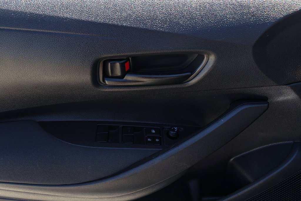 Used 2025 Toyota Corolla LE FWD image 25