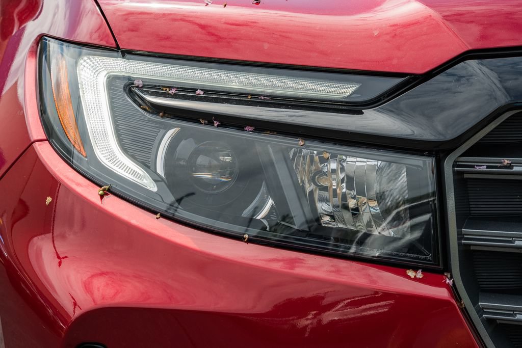 Used 2023 Honda Passport TrailSport image 12