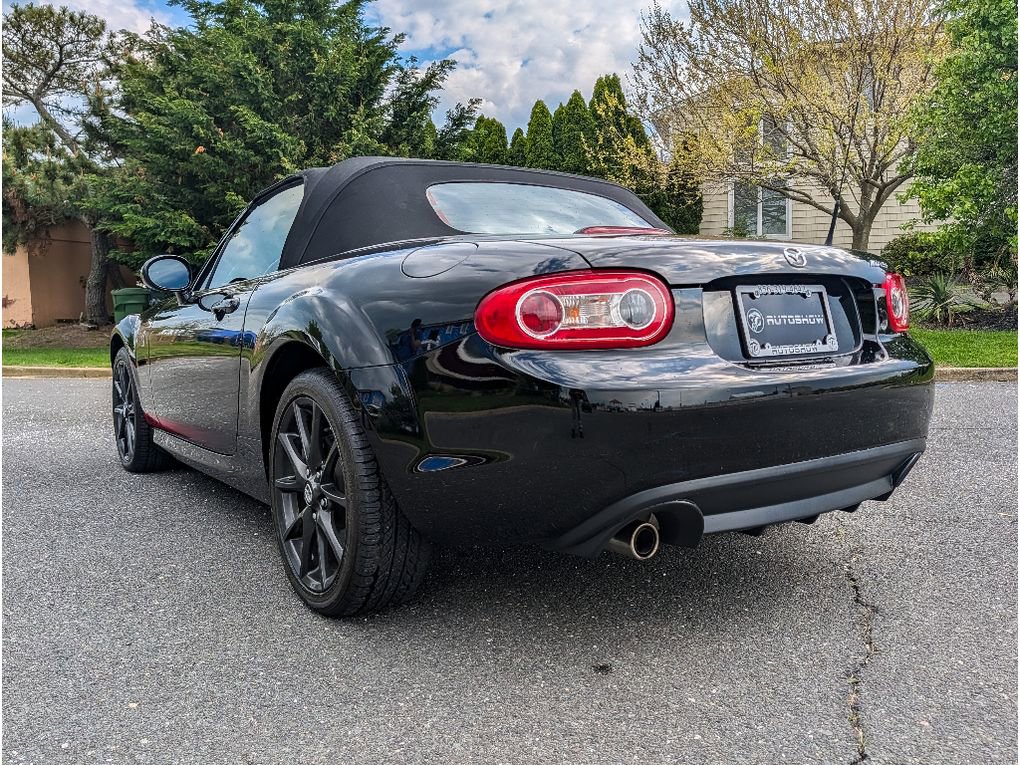 Used 2015 MAZDA MX-5 Miata Club RWD image 14