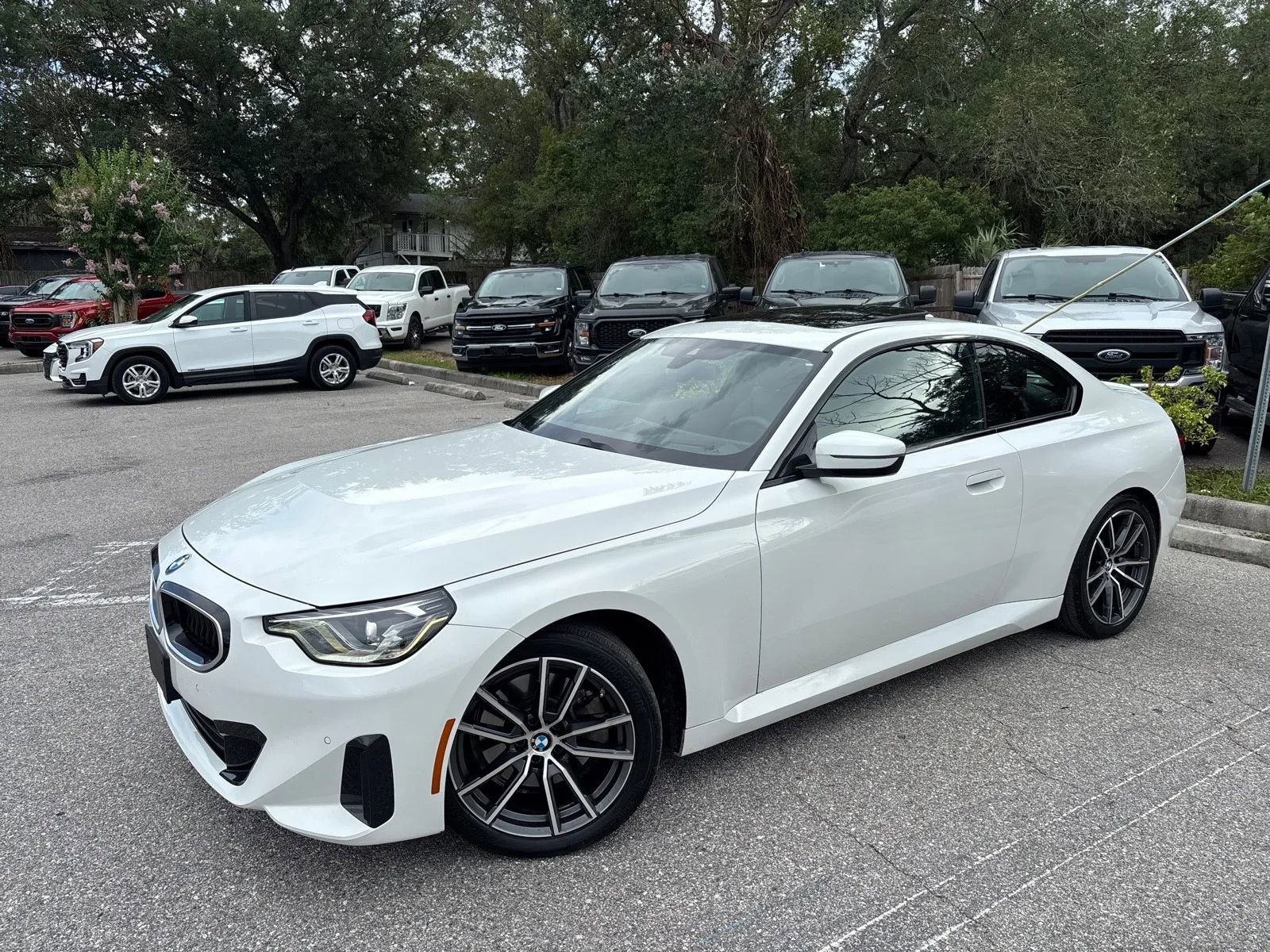 Used 2026 BMW 230i Coupe RWD image 2