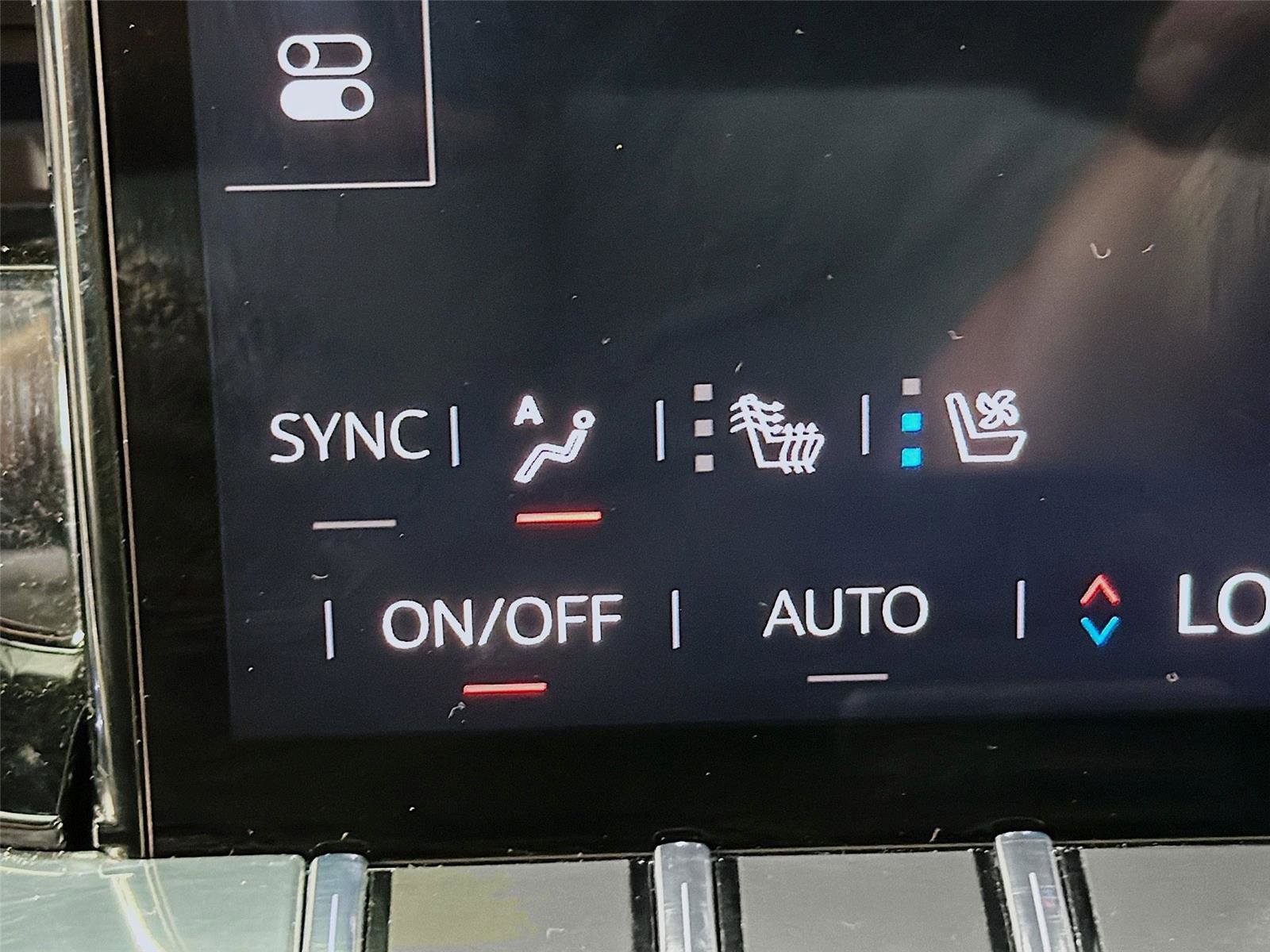Used 2025 GMC Yukon Denali AWD/4WD image 21